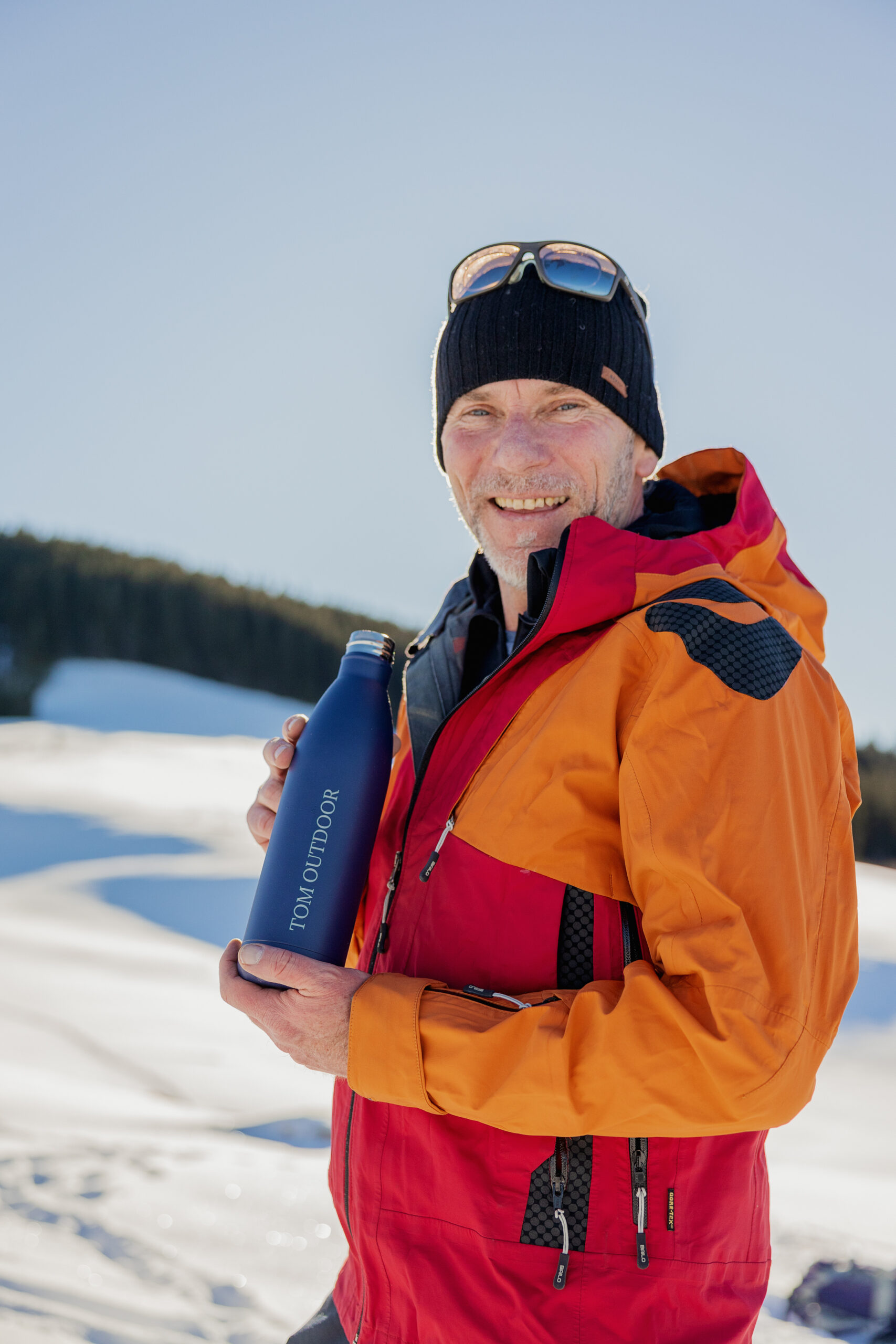 131_jlp_241228_portraits_tom-outdoor_winter